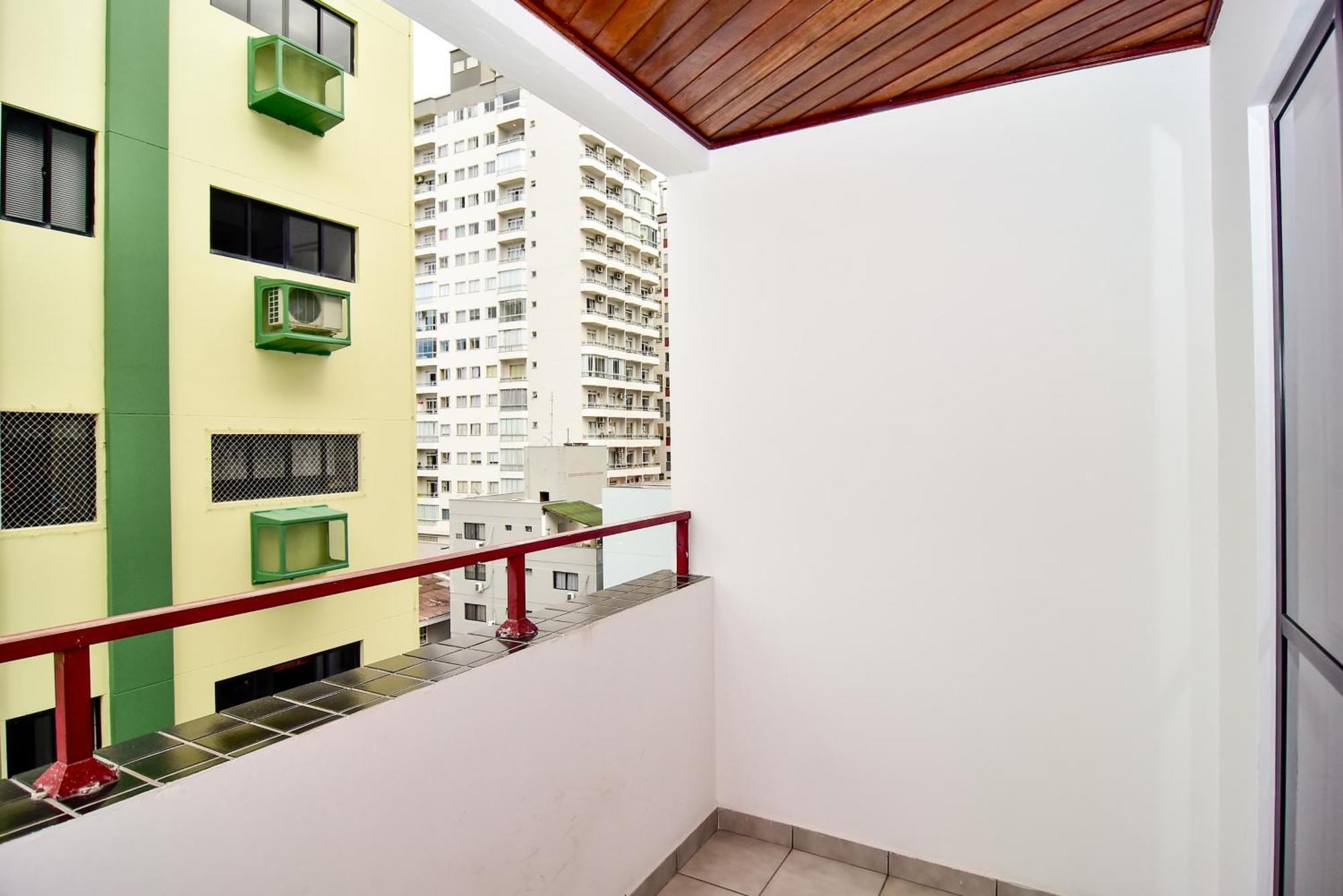 Portal Do Vale: Garagem E Wi-fi Na Rua 1800 P2497 *